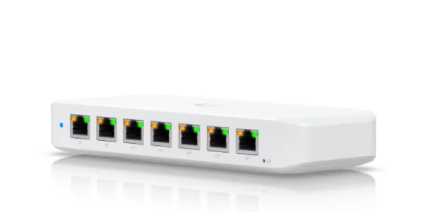 LAN Switch USW-ULTRA-60W 8x1G/7PoE/L2/60W